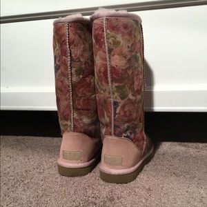 Tall Woman ugg boots